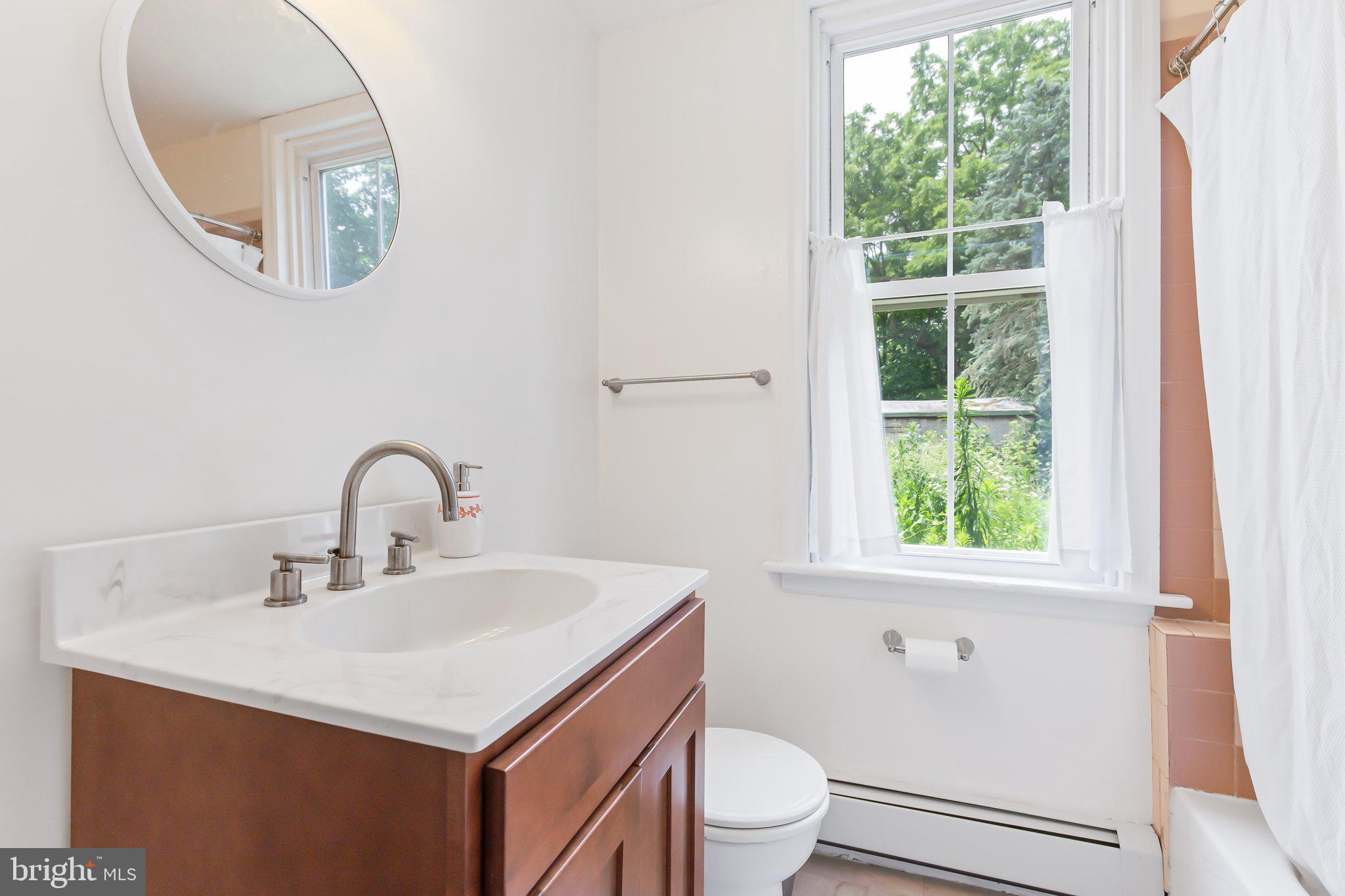9 Stevens Road Stevens, PA 17578 - Photo 12 of 26 1st Floor Full Bathroom