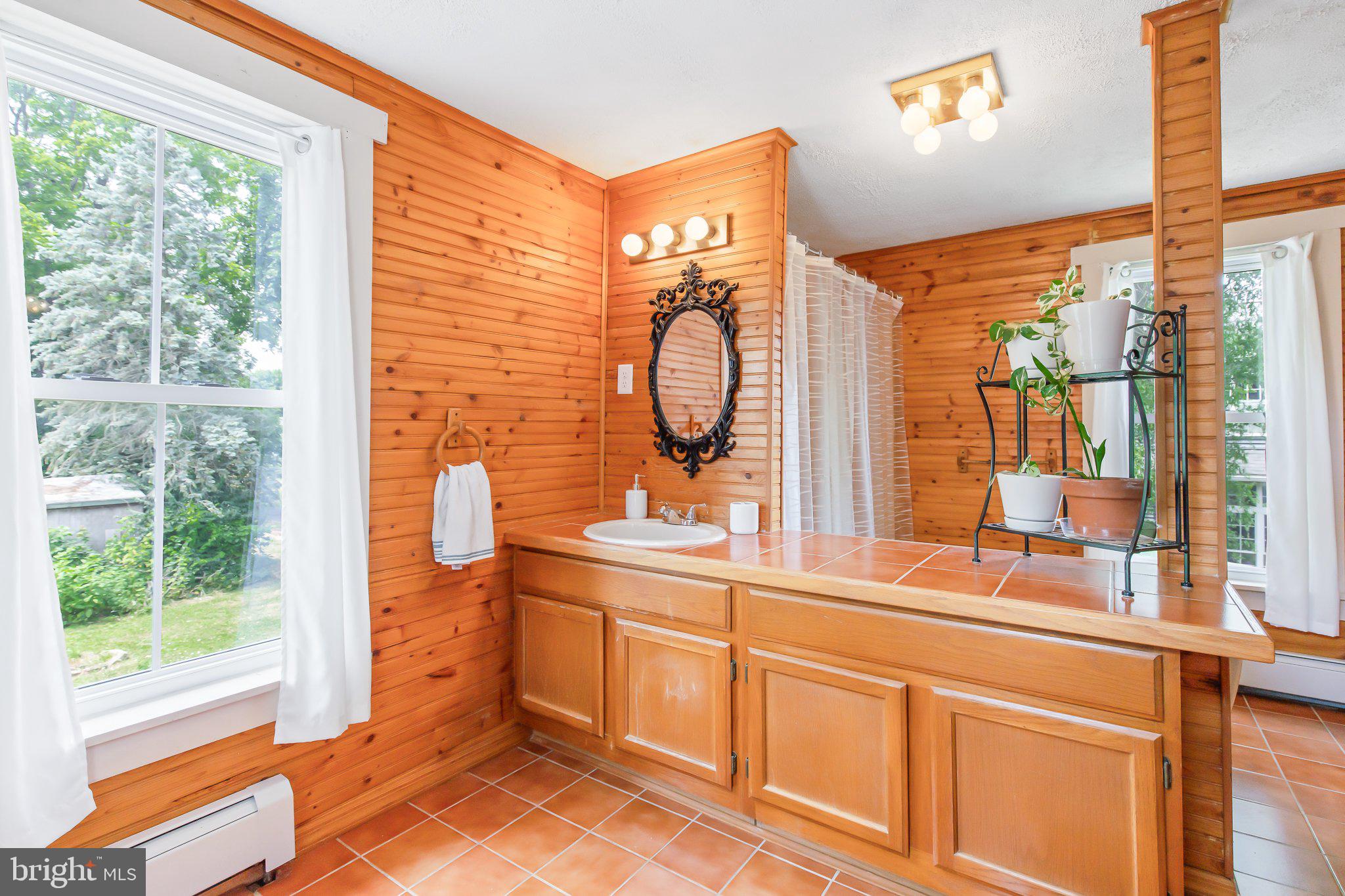 9 Stevens Road Stevens, PA 17578 - Photo 15 of 26 2nd Floor Full Bathroom