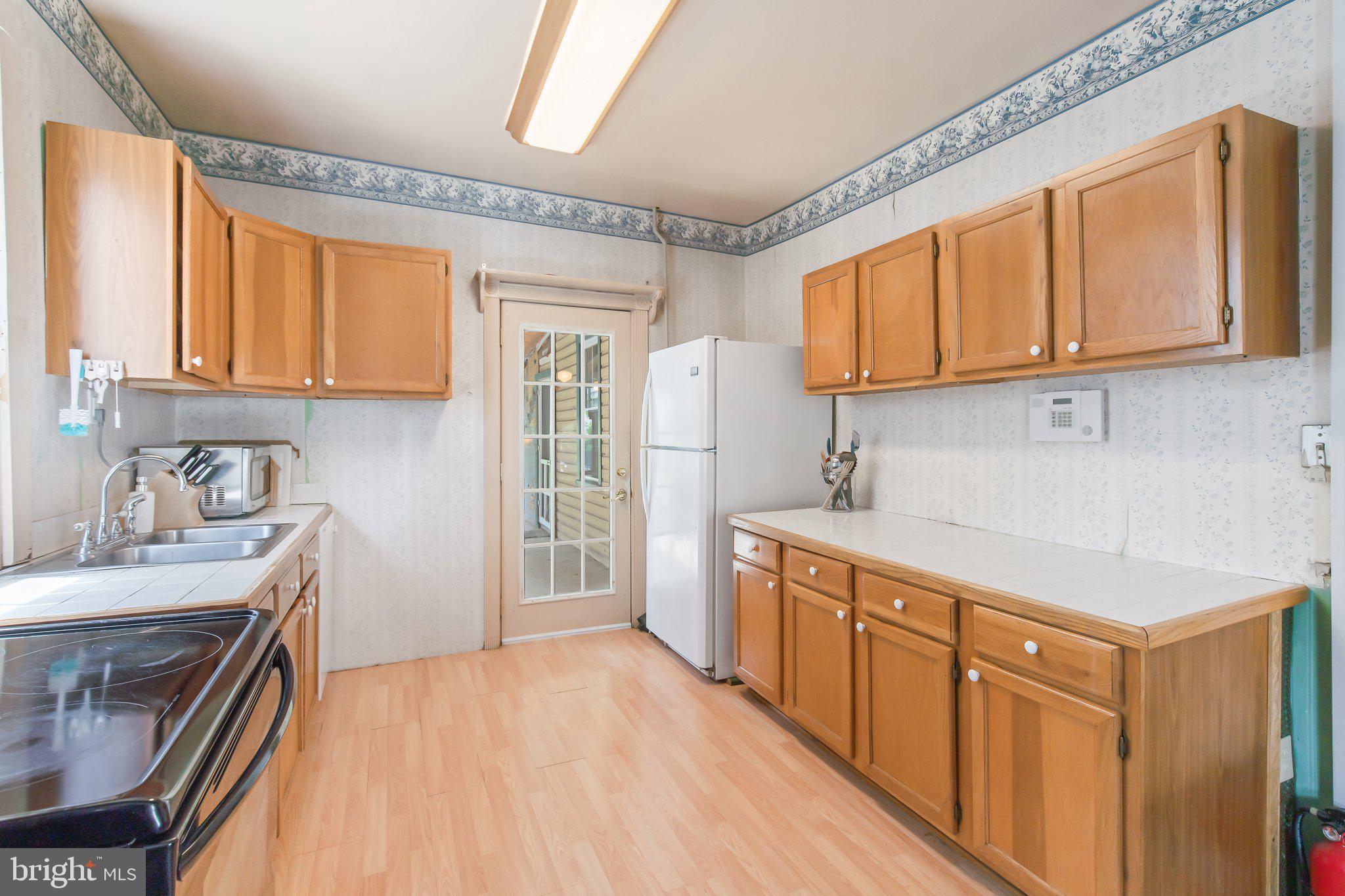 9 Stevens Road Stevens, PA 17578 - Photo 5 of 26 Kitchen 2