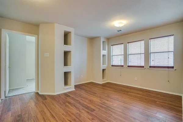 $2,050 | 9804 Westmere Lane, Fort Worth, TX 76108