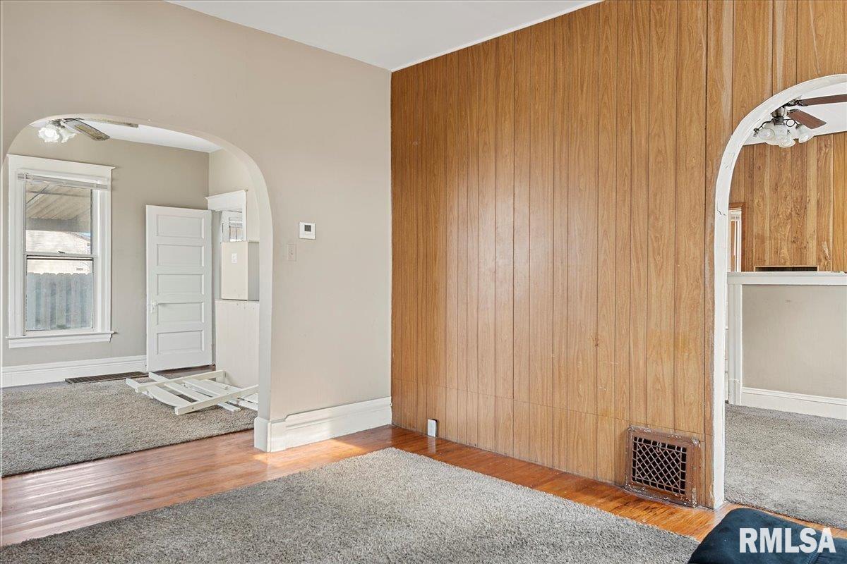 422 North Klein Street Springfield, IL 62702 - Photo 5 of 37