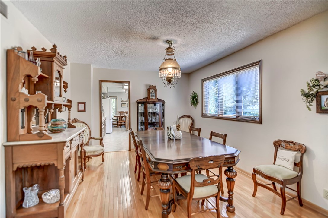 3058 Blackstone Drive Decatur, IL 62522 - Photo 10 of 48