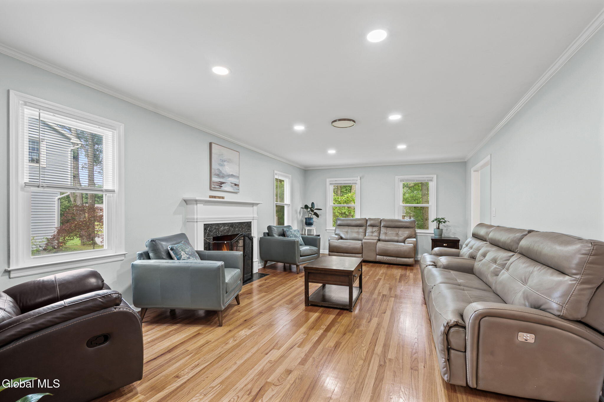 2279 Pine Ridge Road Niskayuna, NY 12309 - Photo 10 of 67 11-web-or-mls-2279-pine-ridge-rd