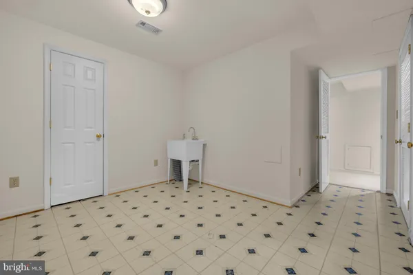 $620,000 | 1027 Dulaney Mill Drive, Frederick, MD 21702