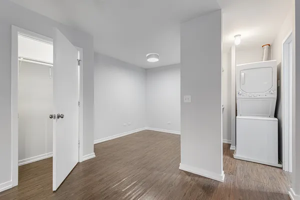 $1,750 | 6134 North Kenmore Avenue, Unit 406, Chicago, IL 60660