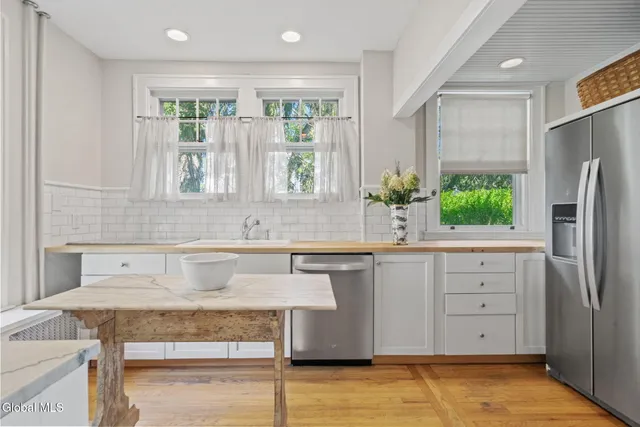 $1,700,000 | 39 5th Avenue, Saratoga Springs, NY 12866