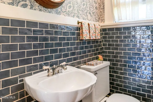 $1,700,000 | 39 5th Avenue, Saratoga Springs, NY 12866