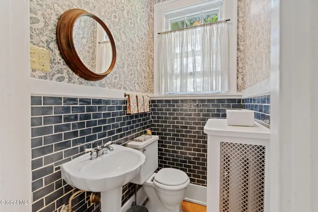 $1,700,000 | 39 5th Avenue, Saratoga Springs, NY 12866