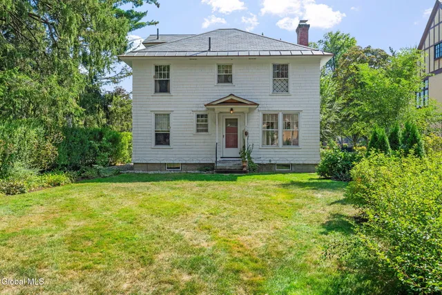 $1,700,000 | 39 5th Avenue, Saratoga Springs, NY 12866