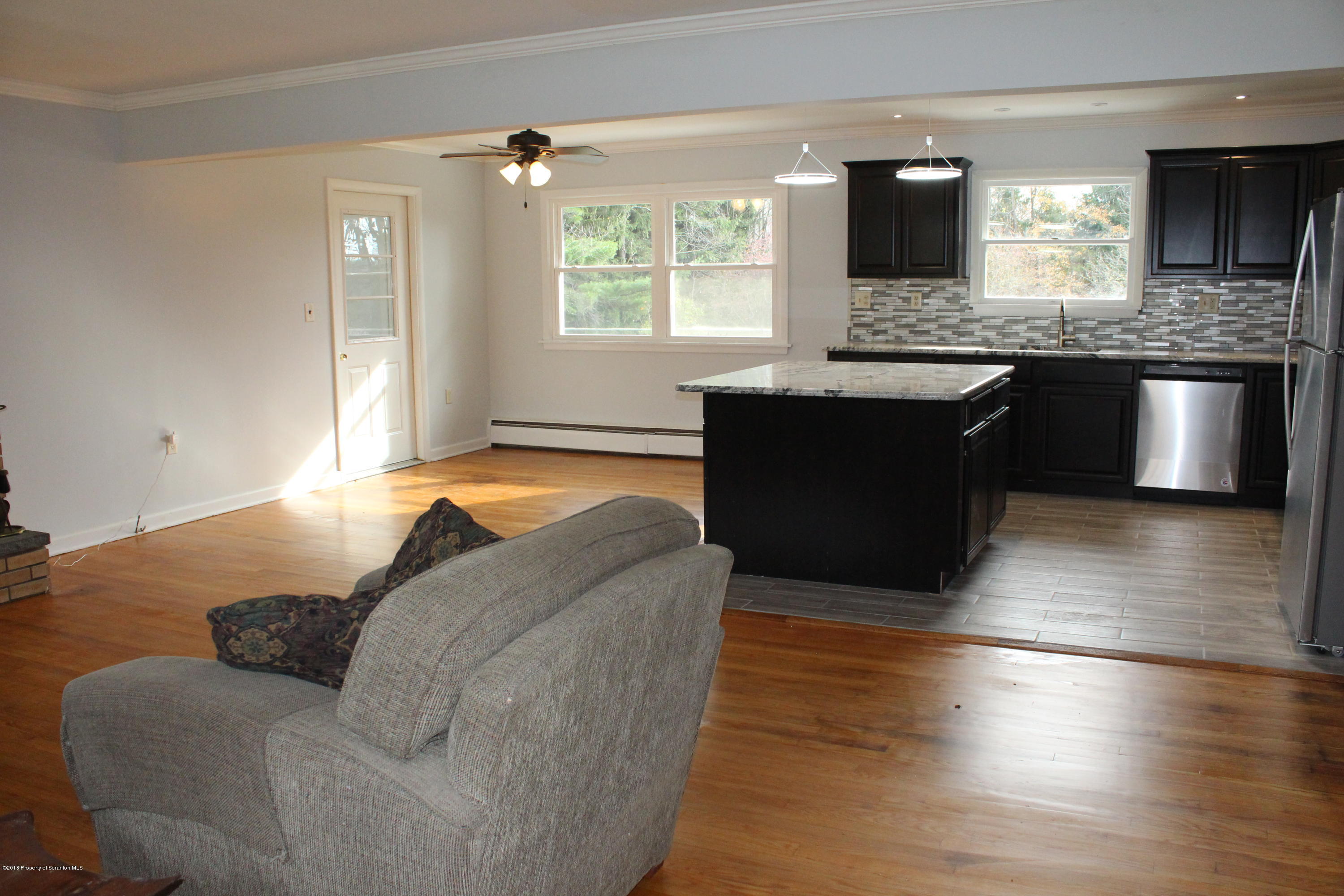 81 Union Mill Road Moscow, PA 18444 - Photo 5 of 29 Gallery Image 5