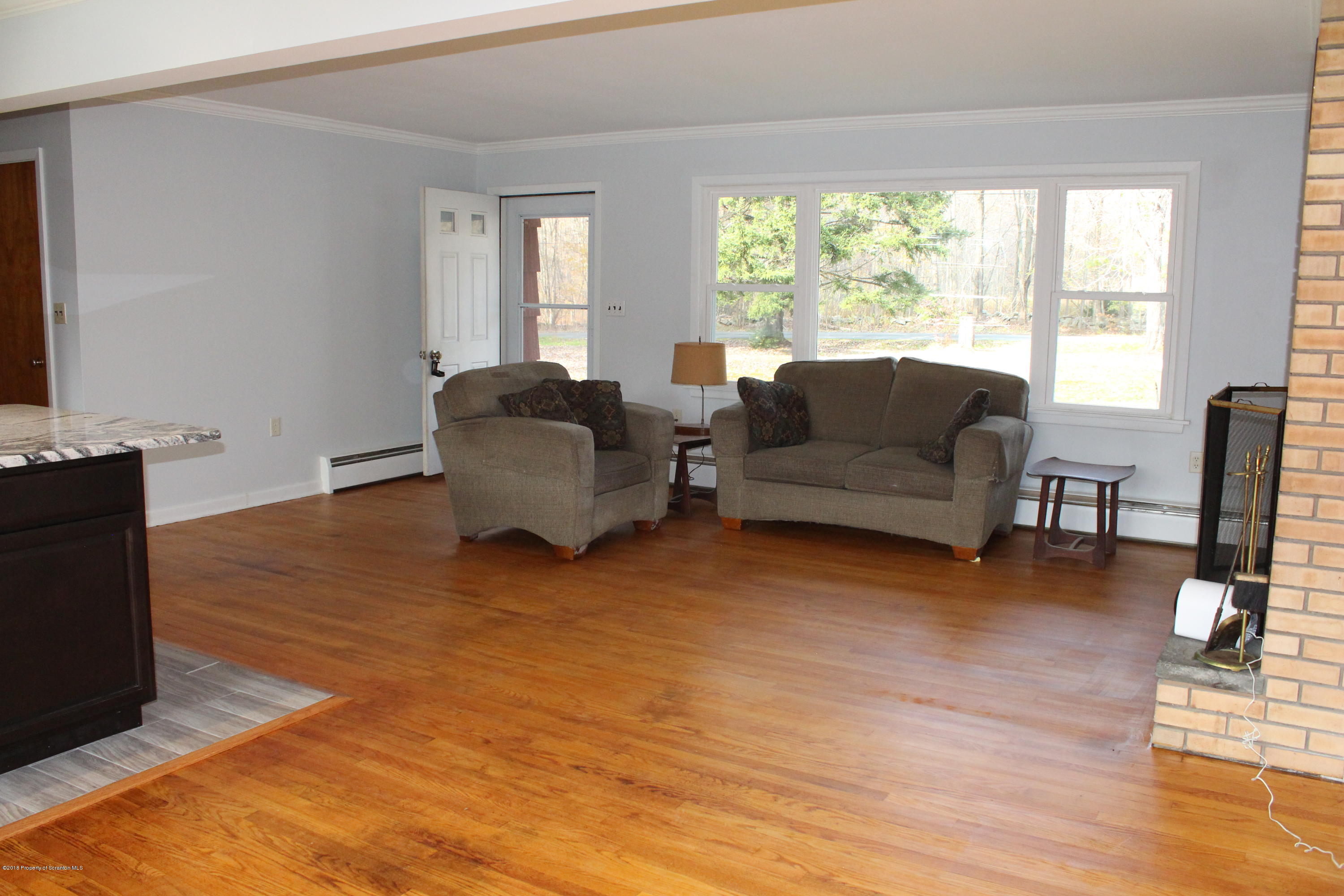 81 Union Mill Road Moscow, PA 18444 - Photo 7 of 29 Gallery Image 7