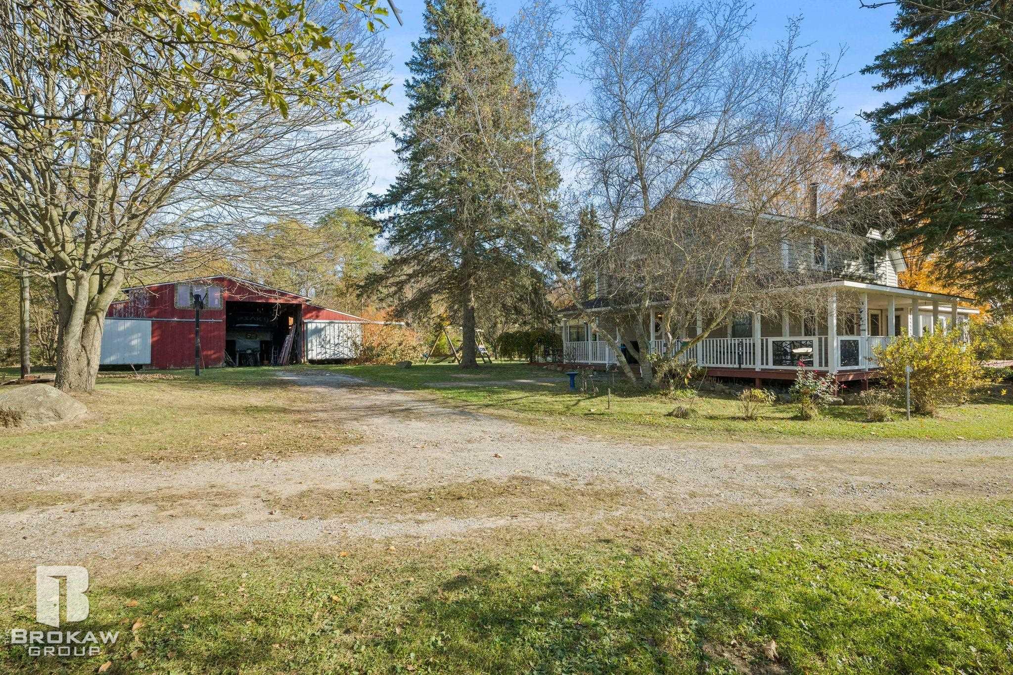 12411 Green Road Goodrich, MI 48438 - Photo 5 of 61 50159682-23b20f48-1e40-4724-8899-676af8db4191.JPG