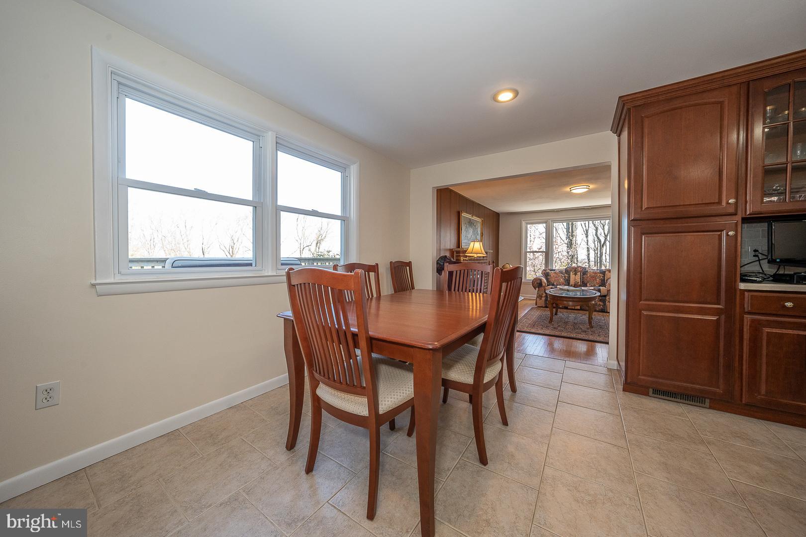 564 Forest Road Wayne, PA 19087 - Photo 18 of 61 Dining room