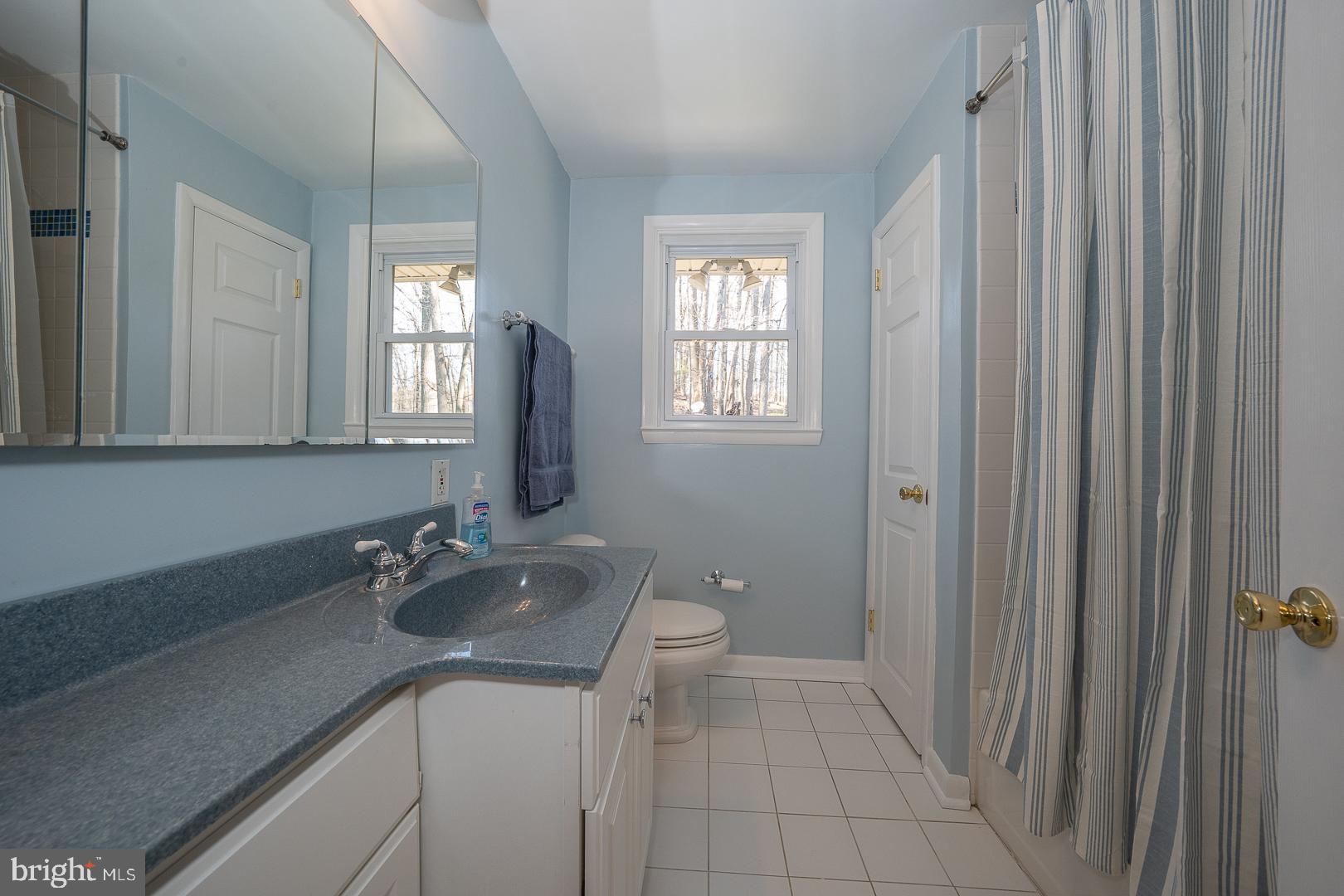 564 Forest Road Wayne, PA 19087 - Photo 22 of 61 Hall bath