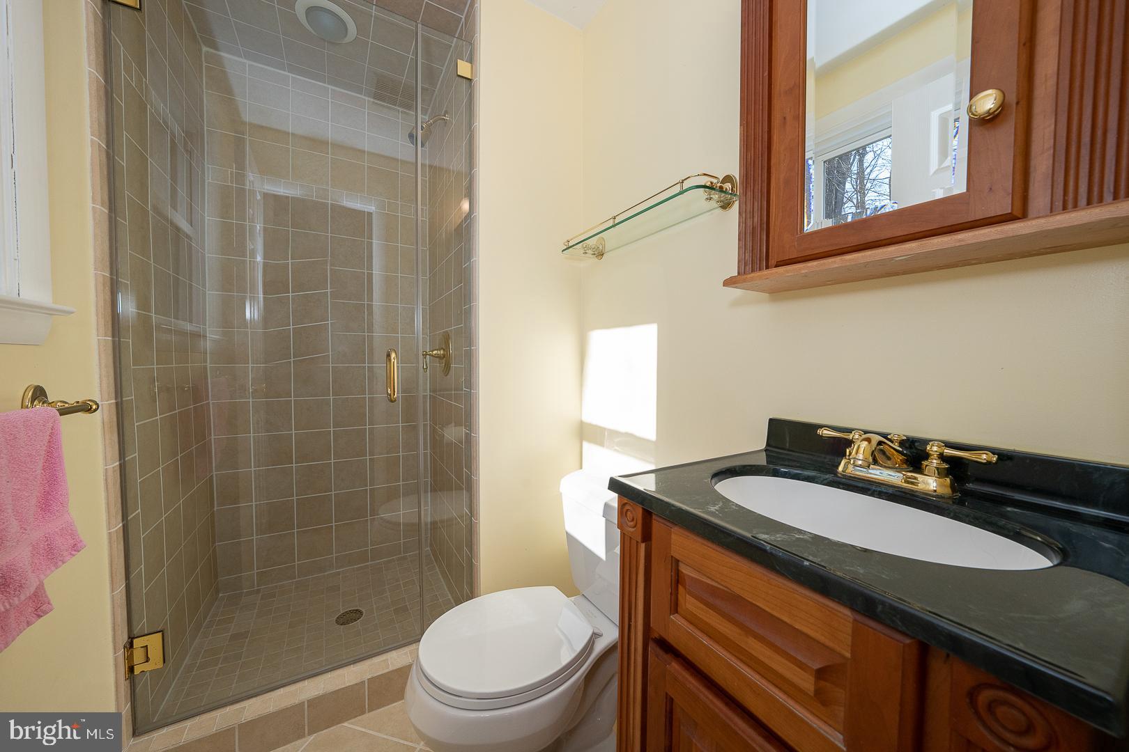 564 Forest Road Wayne, PA 19087 - Photo 28 of 61 Primary bath