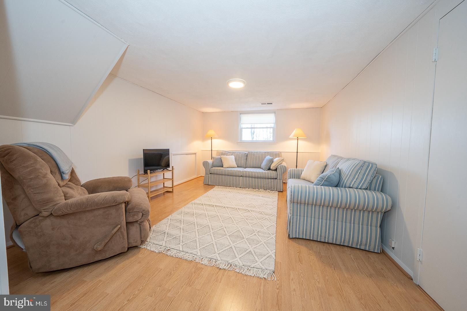 564 Forest Road Wayne, PA 19087 - Photo 39 of 61 Family room