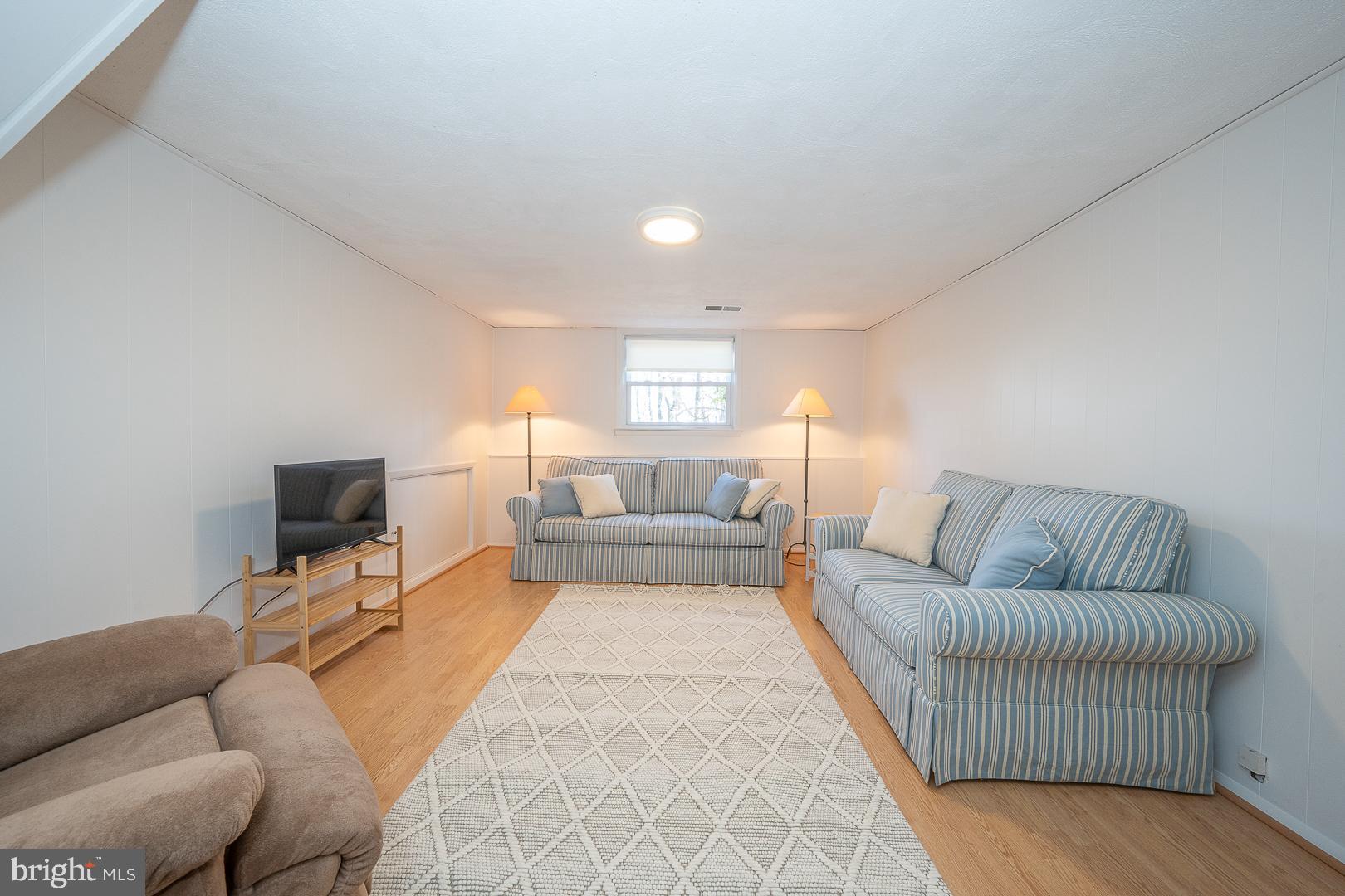 564 Forest Road Wayne, PA 19087 - Photo 40 of 61 Family room
