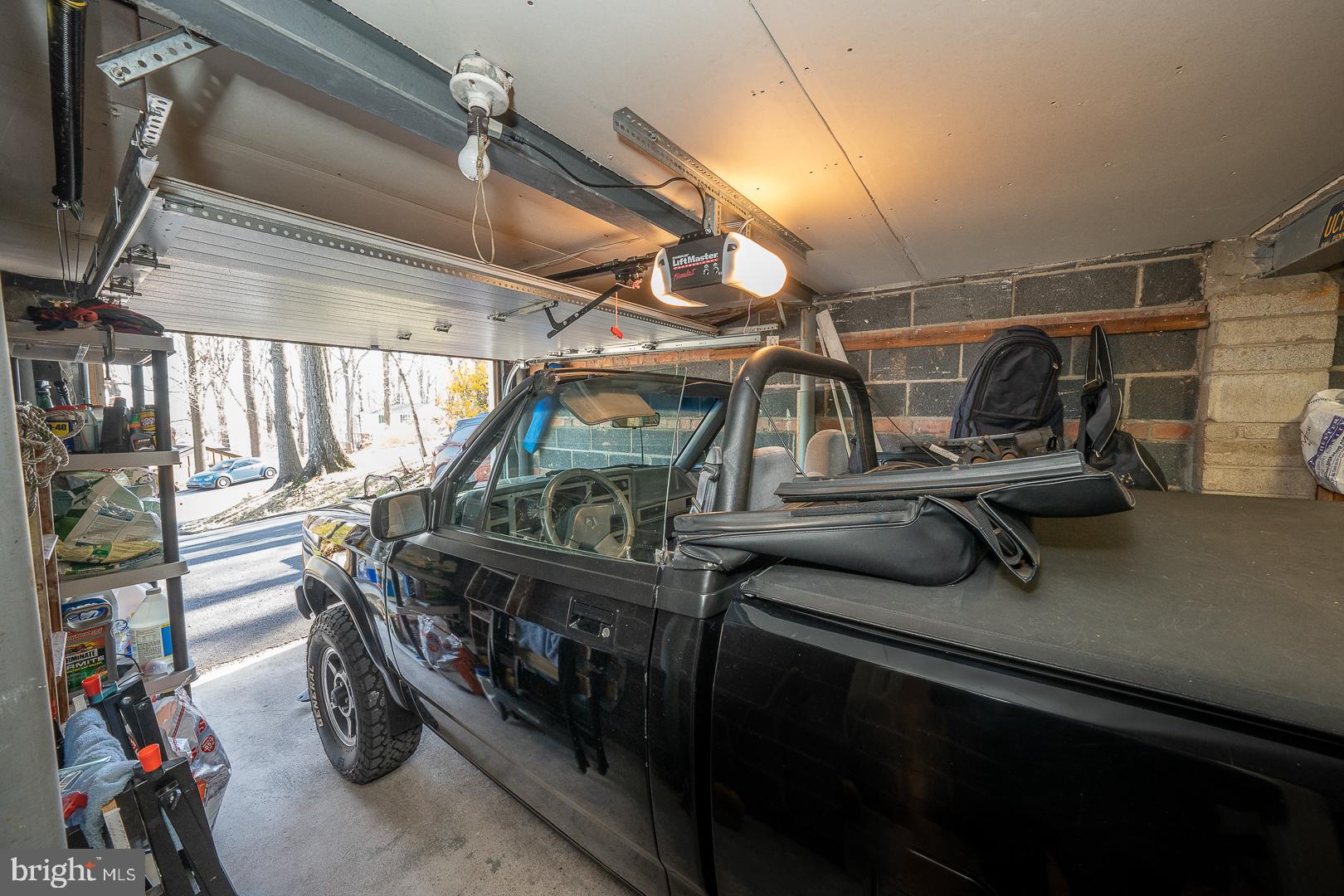 564 Forest Road Wayne, PA 19087 - Photo 43 of 61 Garage