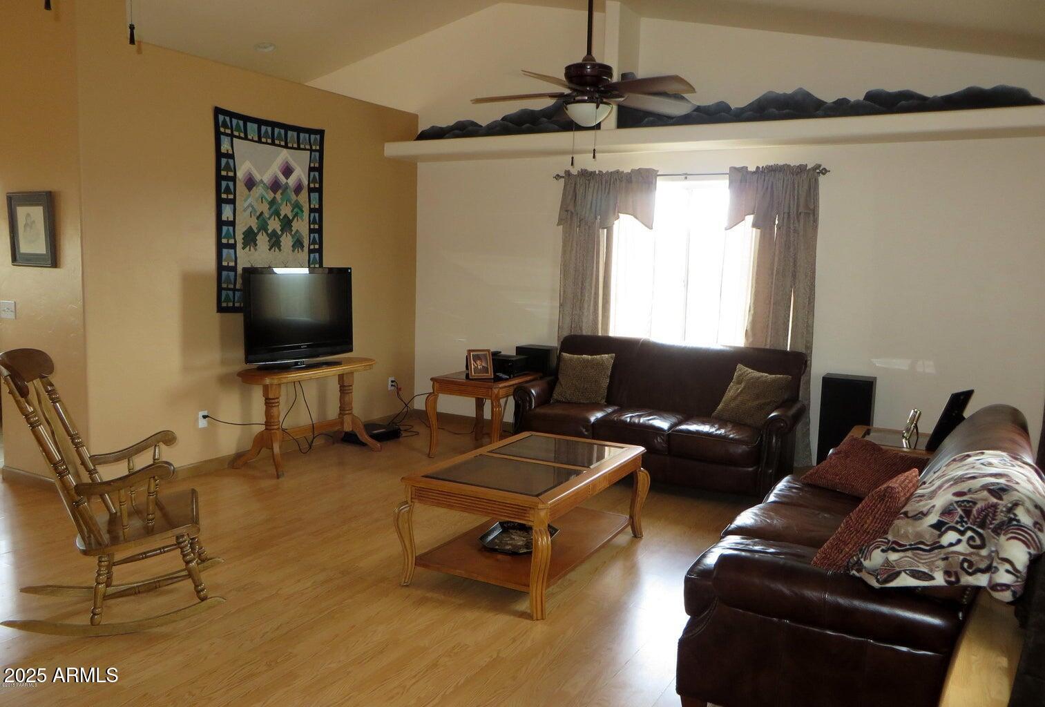 18359 Spoon Road Peeples Valley, AZ 86332 - Photo 10 of 26 20150714183956284813000000-o (1)