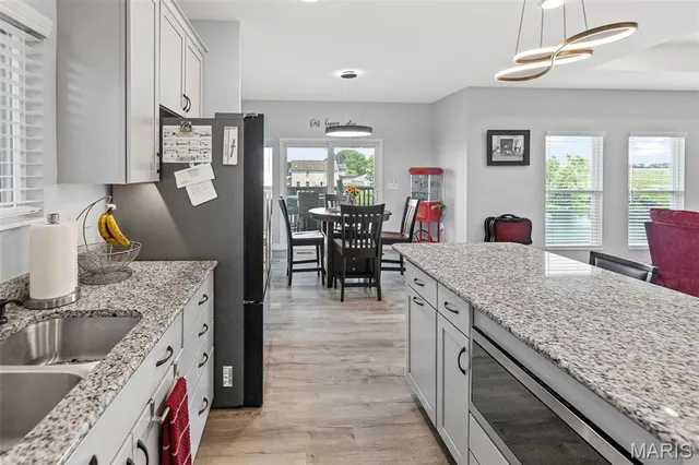 $434,900 | 2042 Woodsong Way, Belleville, IL 62220