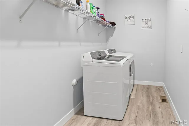 $434,900 | 2042 Woodsong Way, Belleville, IL 62220