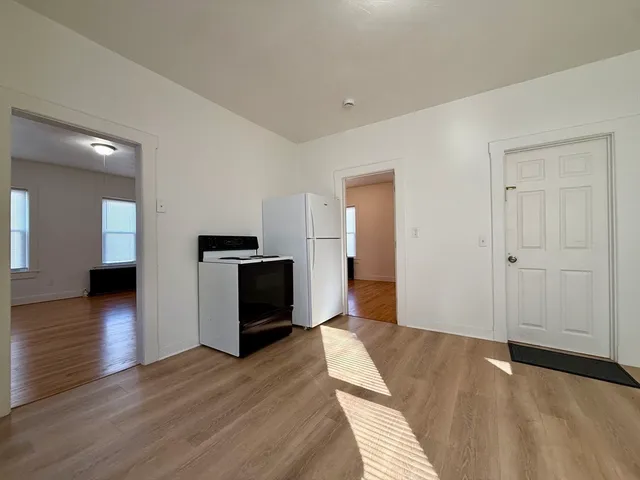 $1,900 | 29 Broad Street, Unit 1, North Attleboro, MA 02760