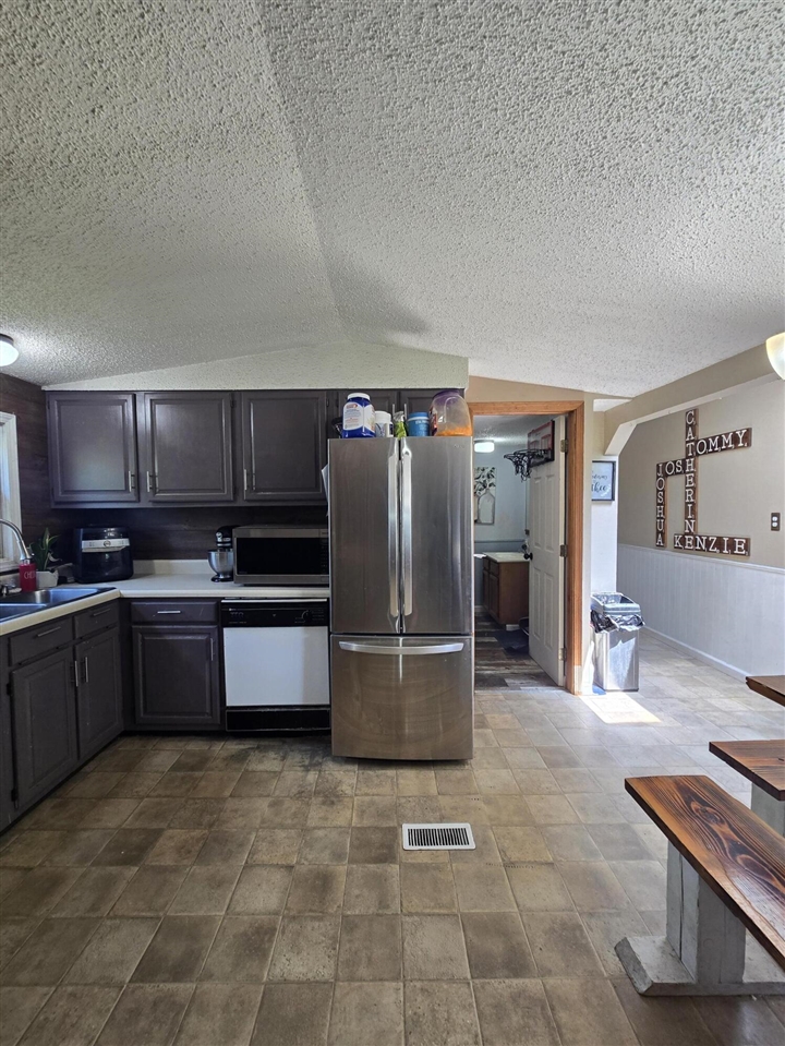 12495 5 Mile Road Evart, MI 49631 - Photo 10 of 75