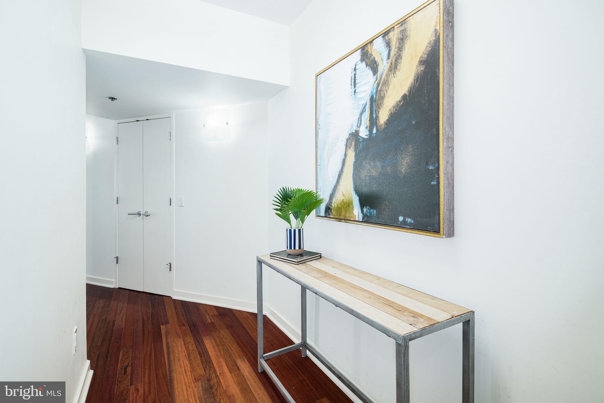 2101 Market Street, Unit 1907 Philadelphia, PA 19103 - Photo 19 of 32