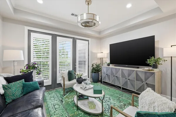 $395,000 | 301 Watermere Drive, Unit 306, Southlake, TX 76092