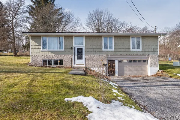 $140,000 | 120 Stanley Street, Mount Morris, NY 14510