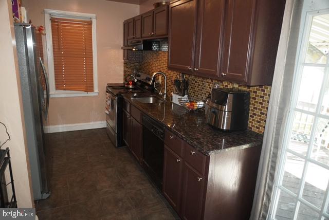 3525 Sussex Road Baltimore, MD 21207 - Photo 6 of 23 Kitchen