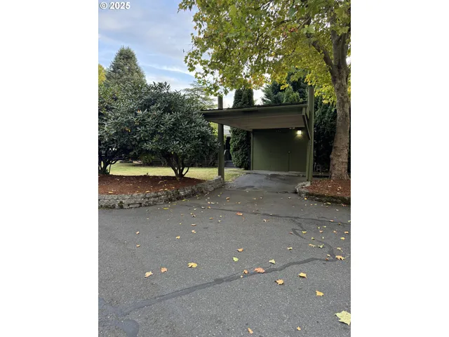 $173,000 | 2386 North Menzies Court, Portland, OR 97217