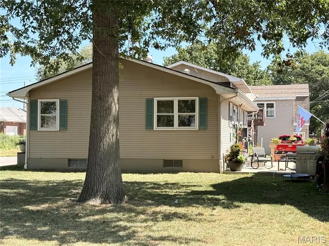 $210,000 | 602 Illinois Avenue, Dupo, IL 62239