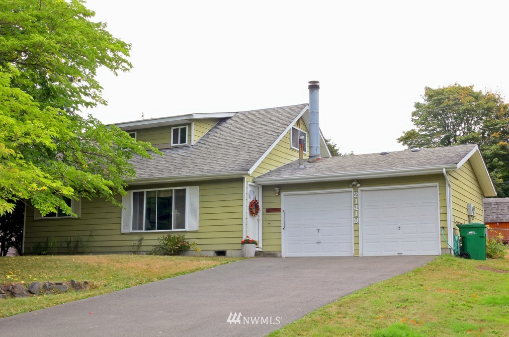 21419 6th Avenue West Bothell, WA 98021 - Photo 2 of 15
