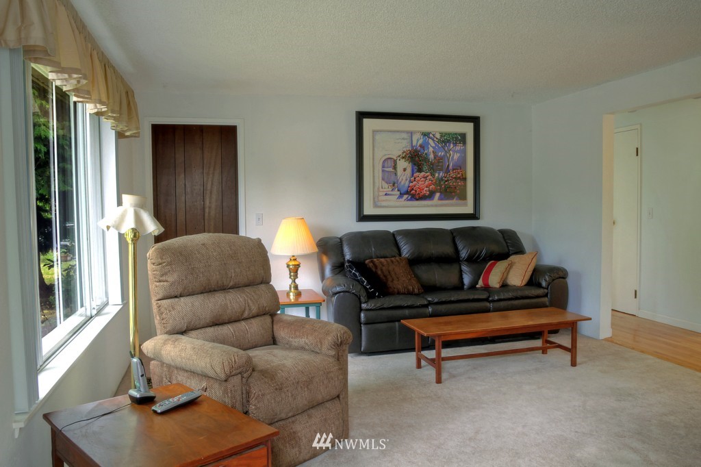 21419 6th Avenue West Bothell, WA 98021 - Photo 5 of 15