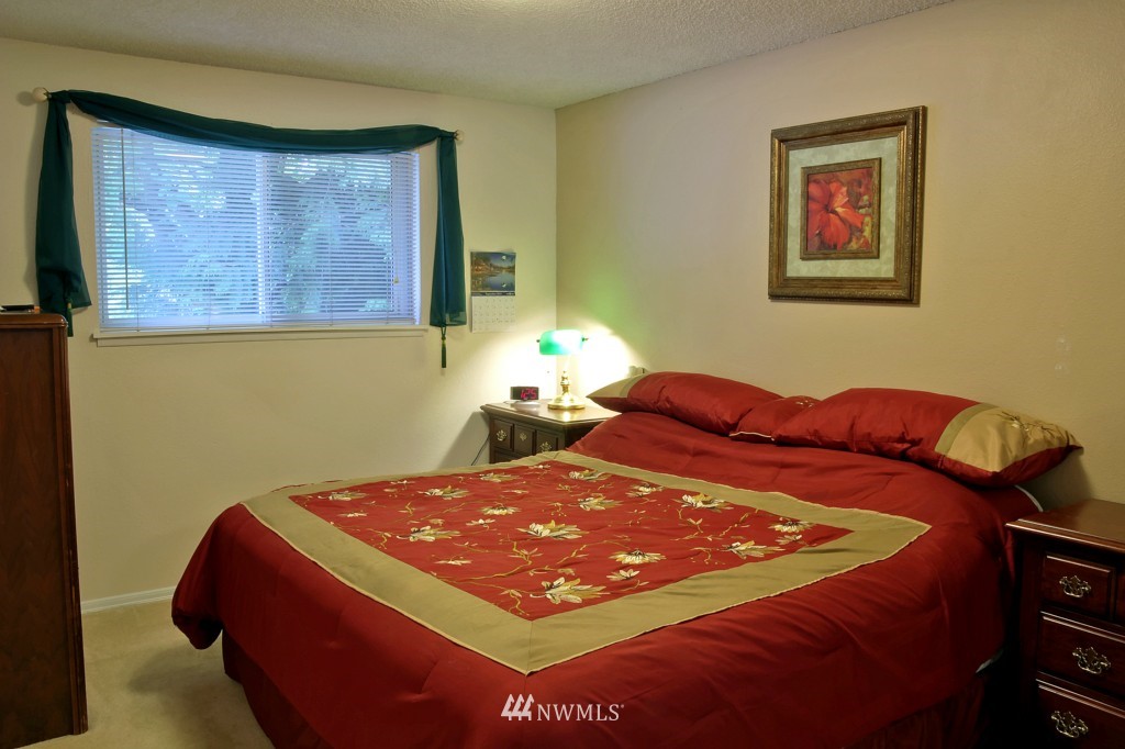 21419 6th Avenue West Bothell, WA 98021 - Photo 9 of 15