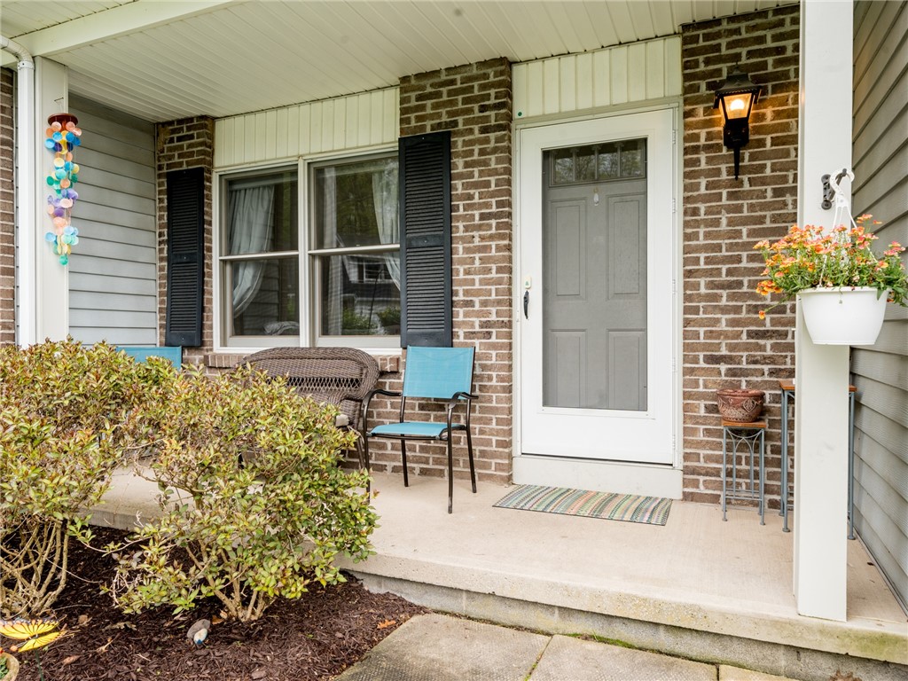1058 Cunningham Drive Victor, NY 14564 - Photo 3 of 24 Porch