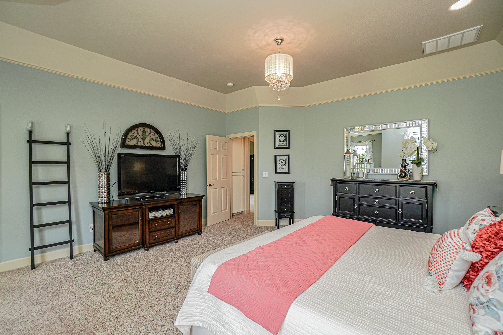 878 St Andrews Way Eagle Point, OR 97524 - Photo 31 of 55 DSC08197