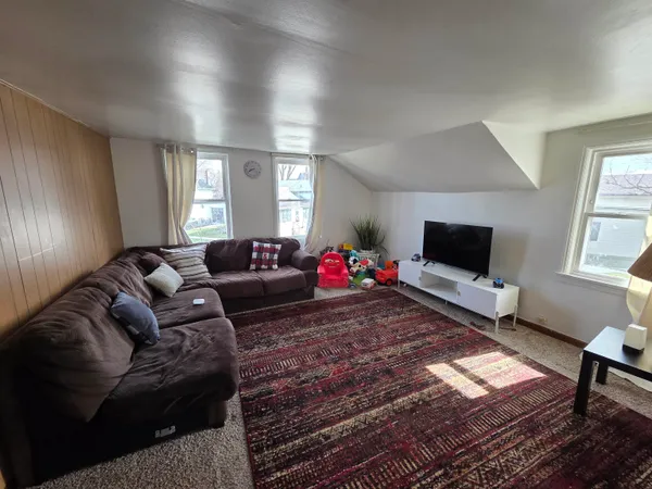 $329,000 | 600 North 4th Street, Watertown, WI 53098