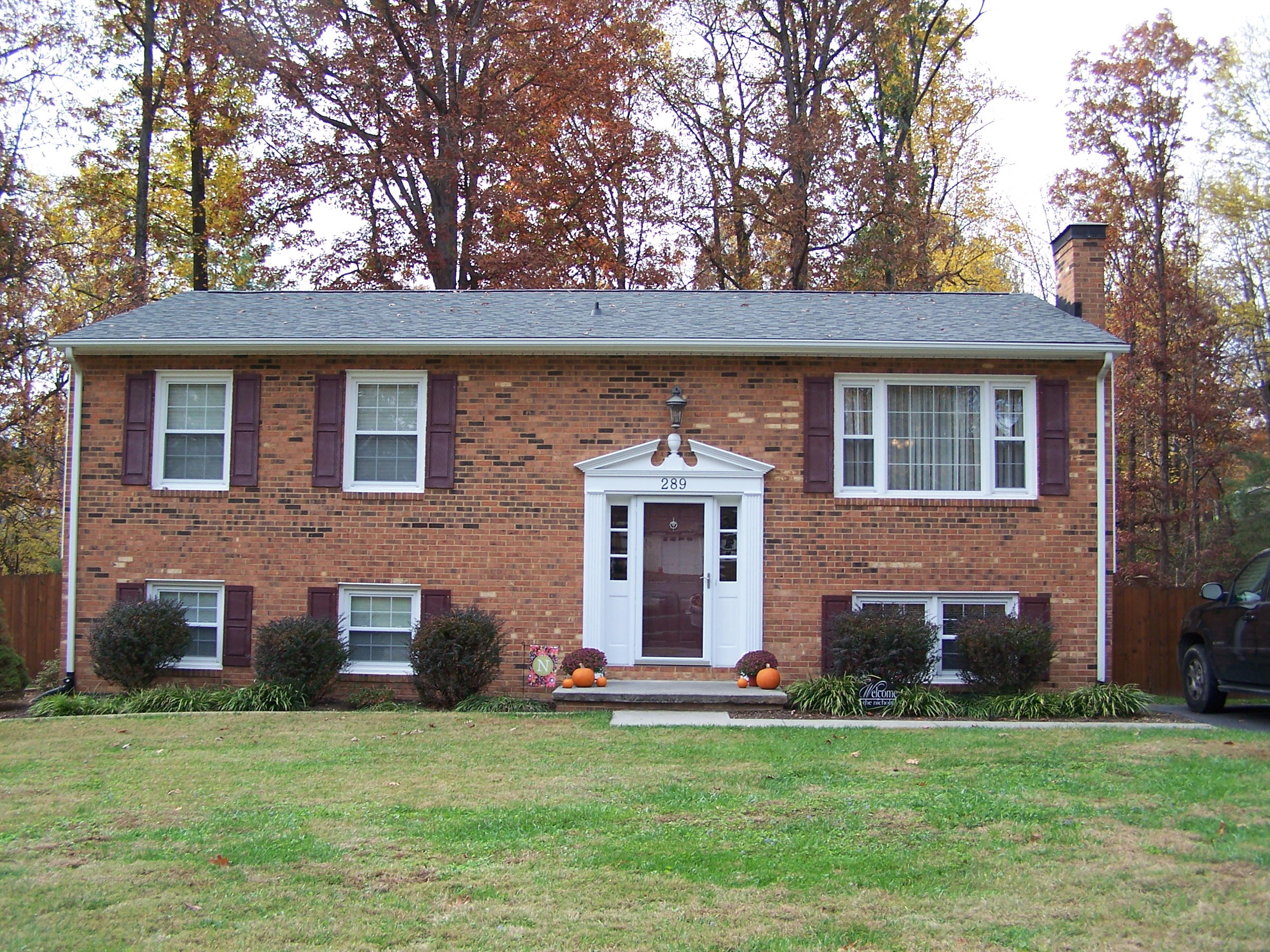 289 Scalybark Drive Blue Ridge, VA 24064 - Photo 1 of 73 a front view of a house with a garden