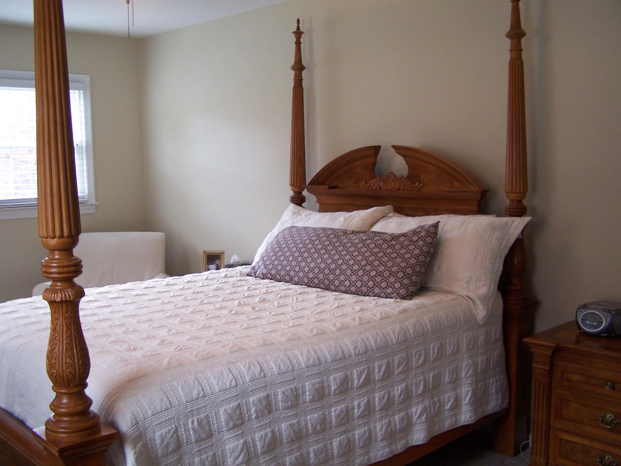 289 Scalybark Drive Blue Ridge, VA 24064 - Photo 21 of 73 a bedroom with a bed and a window