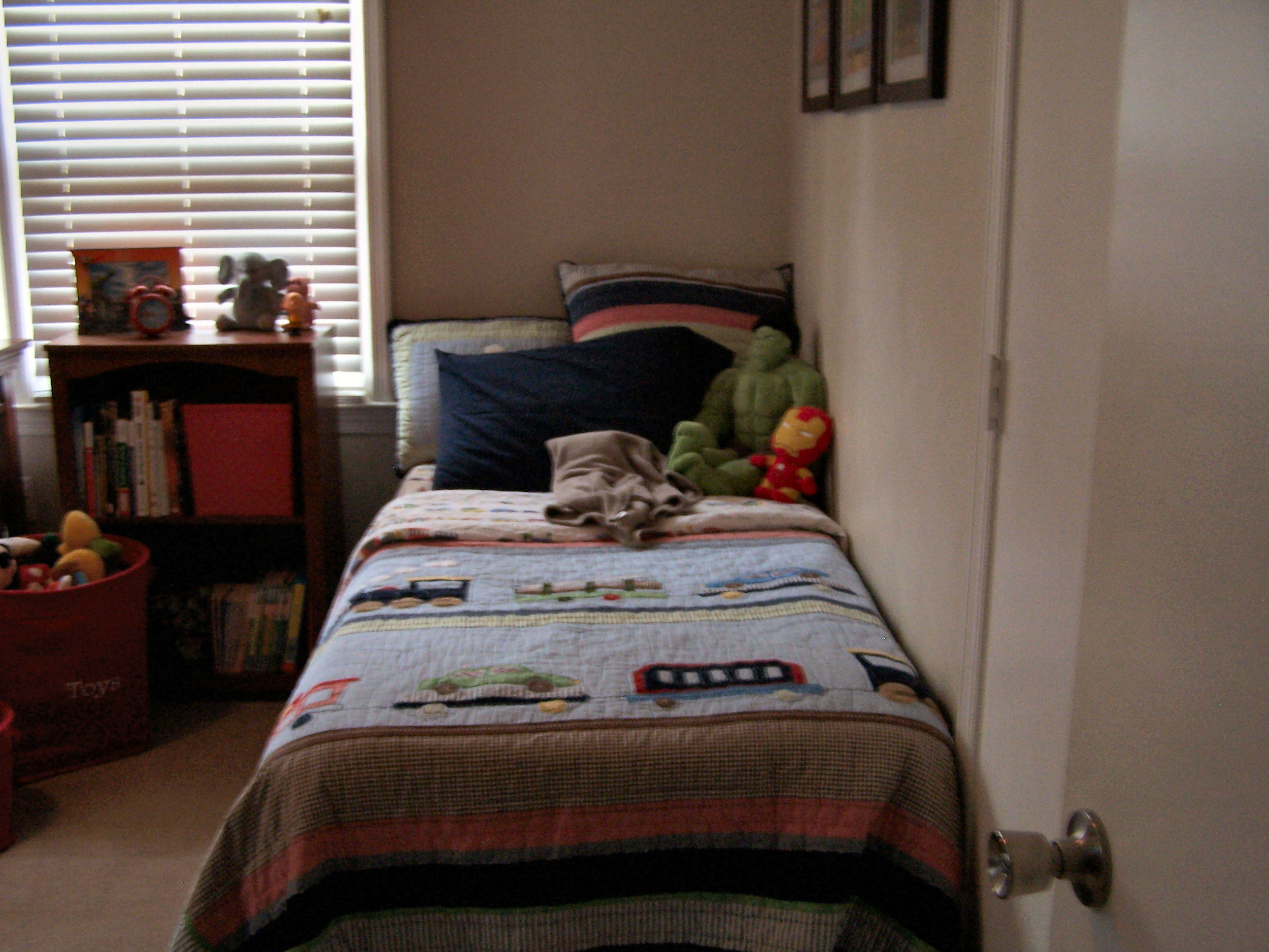 289 Scalybark Drive Blue Ridge, VA 24064 - Photo 27 of 73 a bedroom with a bed and a window