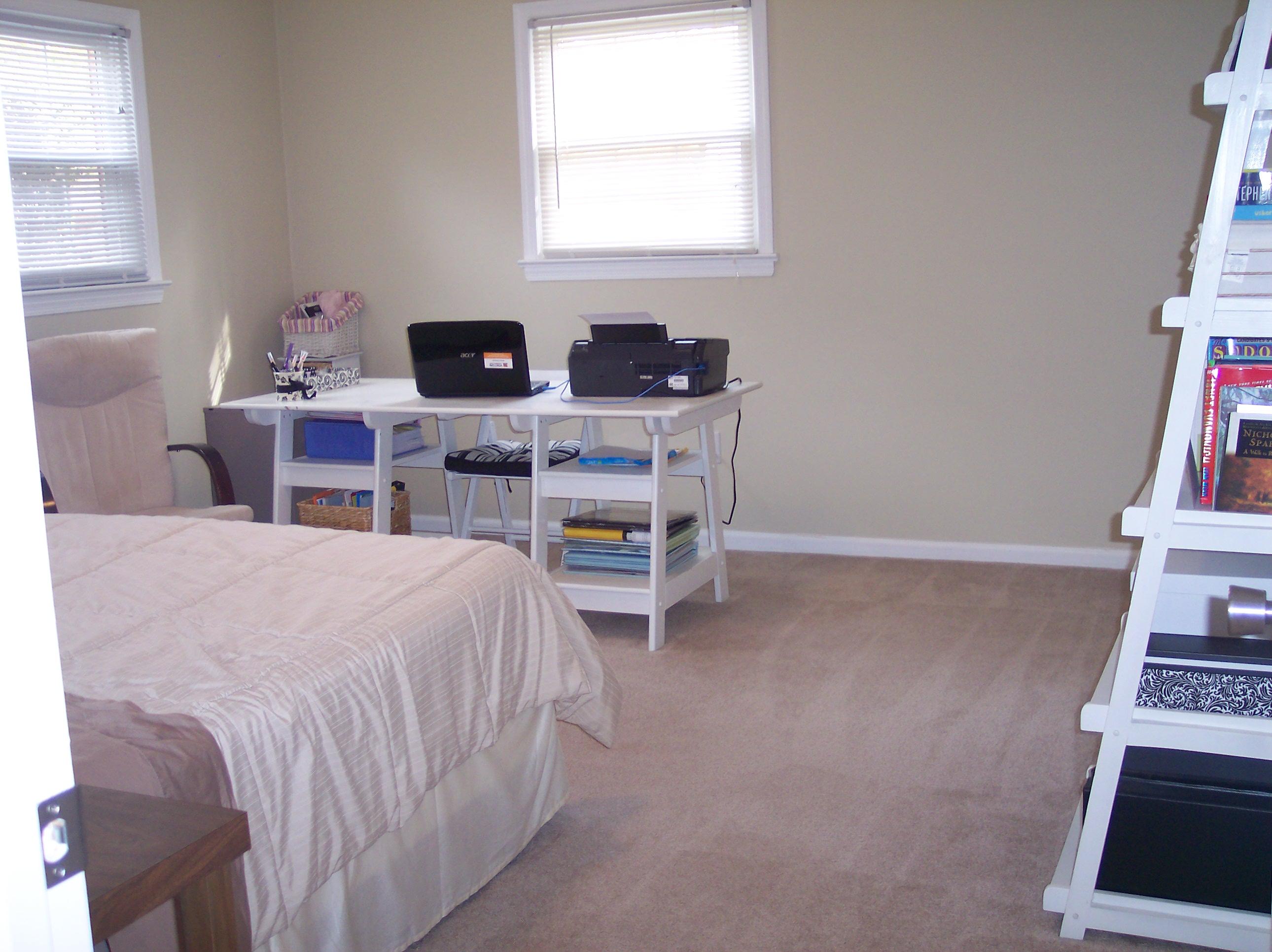 289 Scalybark Drive Blue Ridge, VA 24064 - Photo 37 of 73 a bedroom with a bed and a computer on the desk