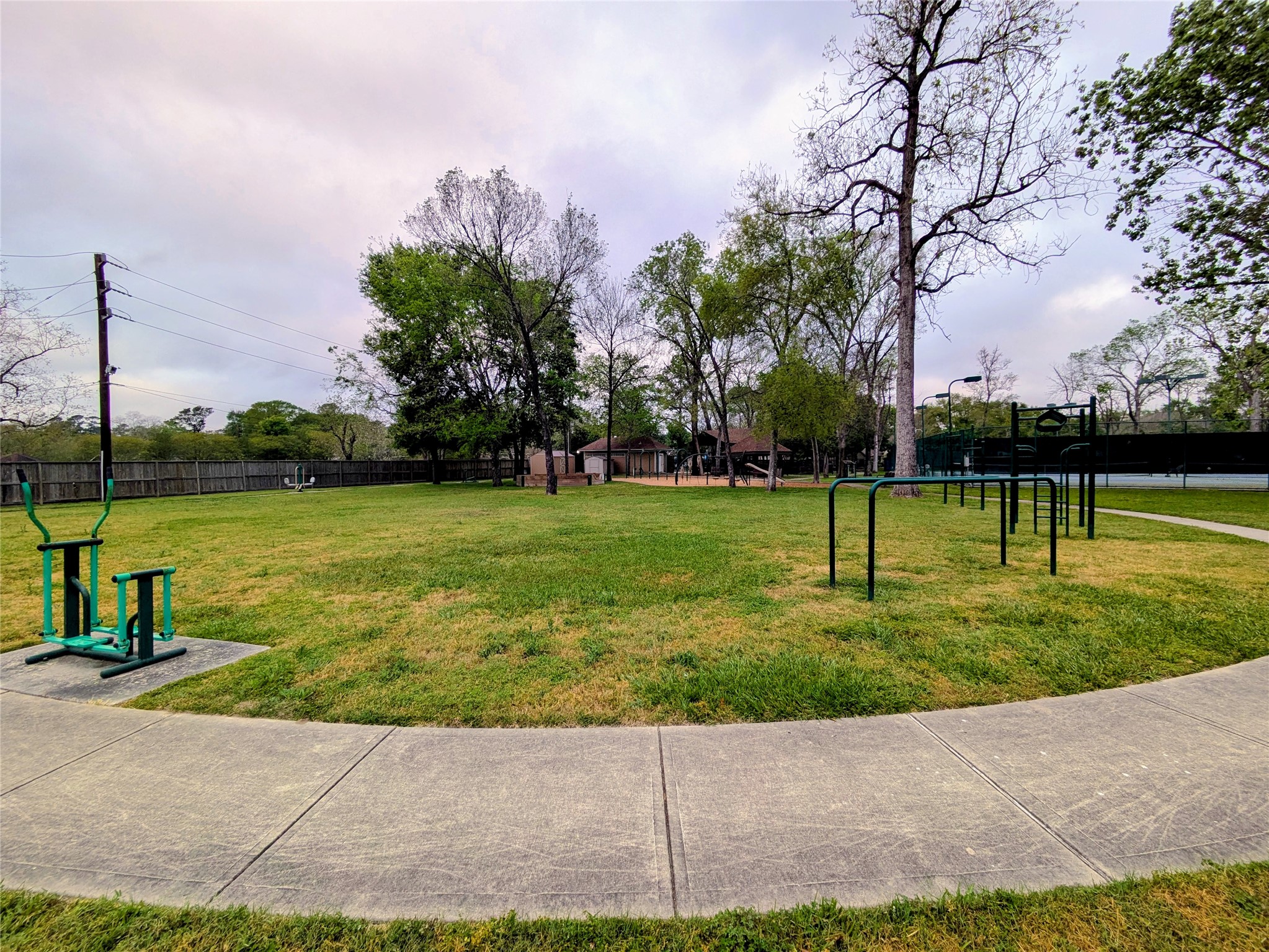 9222 Symphonic Lane Houston, TX 77040 - Photo 28 of 33 Kids play area and walking trail