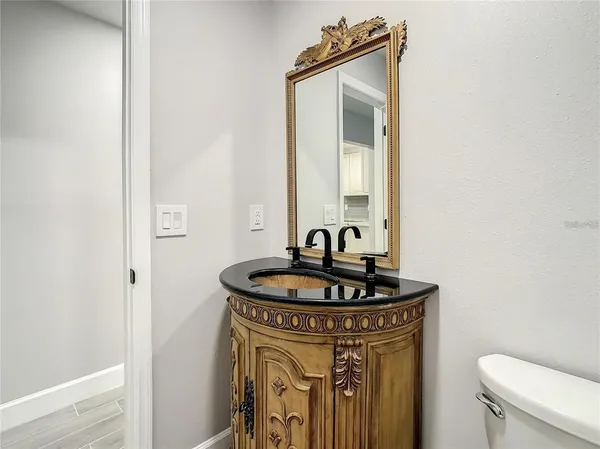 $2,995 | 6708 Yardley Way, Tampa, FL 33647