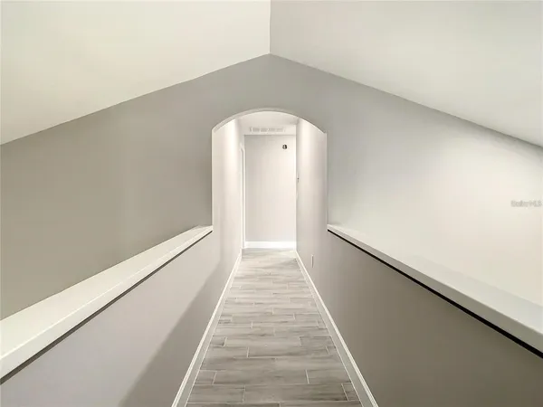 $2,995 | 6708 Yardley Way, Tampa, FL 33647