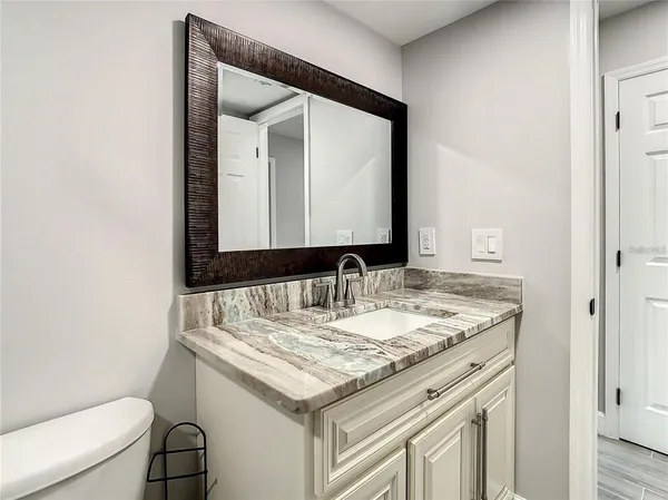 $2,995 | 6708 Yardley Way, Tampa, FL 33647