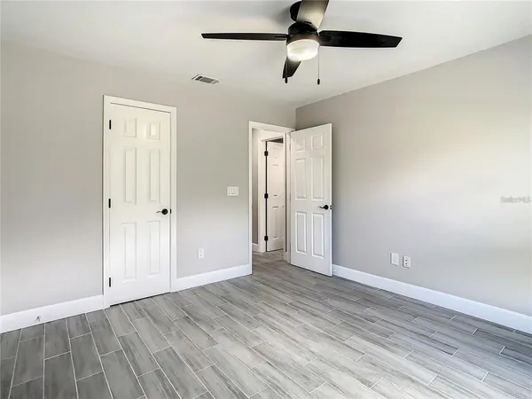 $2,995 | 6708 Yardley Way, Tampa, FL 33647