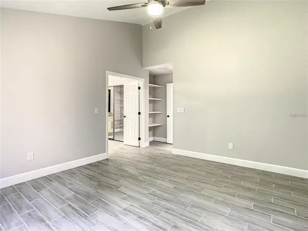 $2,995 | 6708 Yardley Way, Tampa, FL 33647