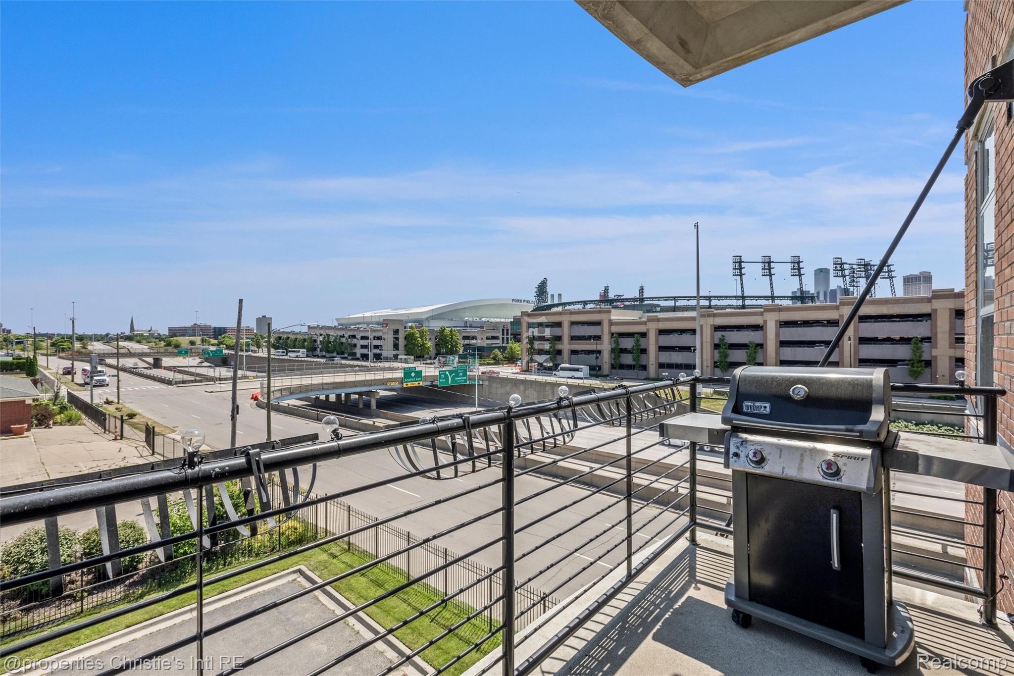 66 Winder Street, Unit 332 Detroit, MI 48201 - Photo 22 of 30 Balcony with grilling area
